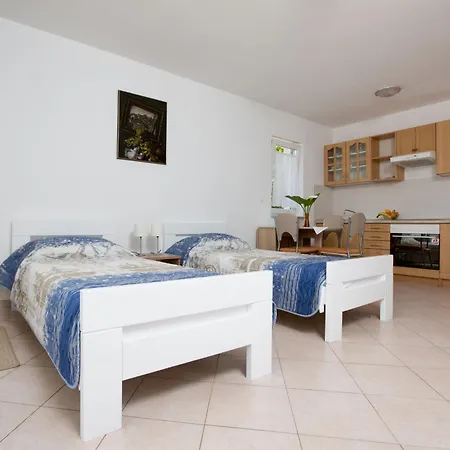 Vero-3 By Interhome Apartman Opatija